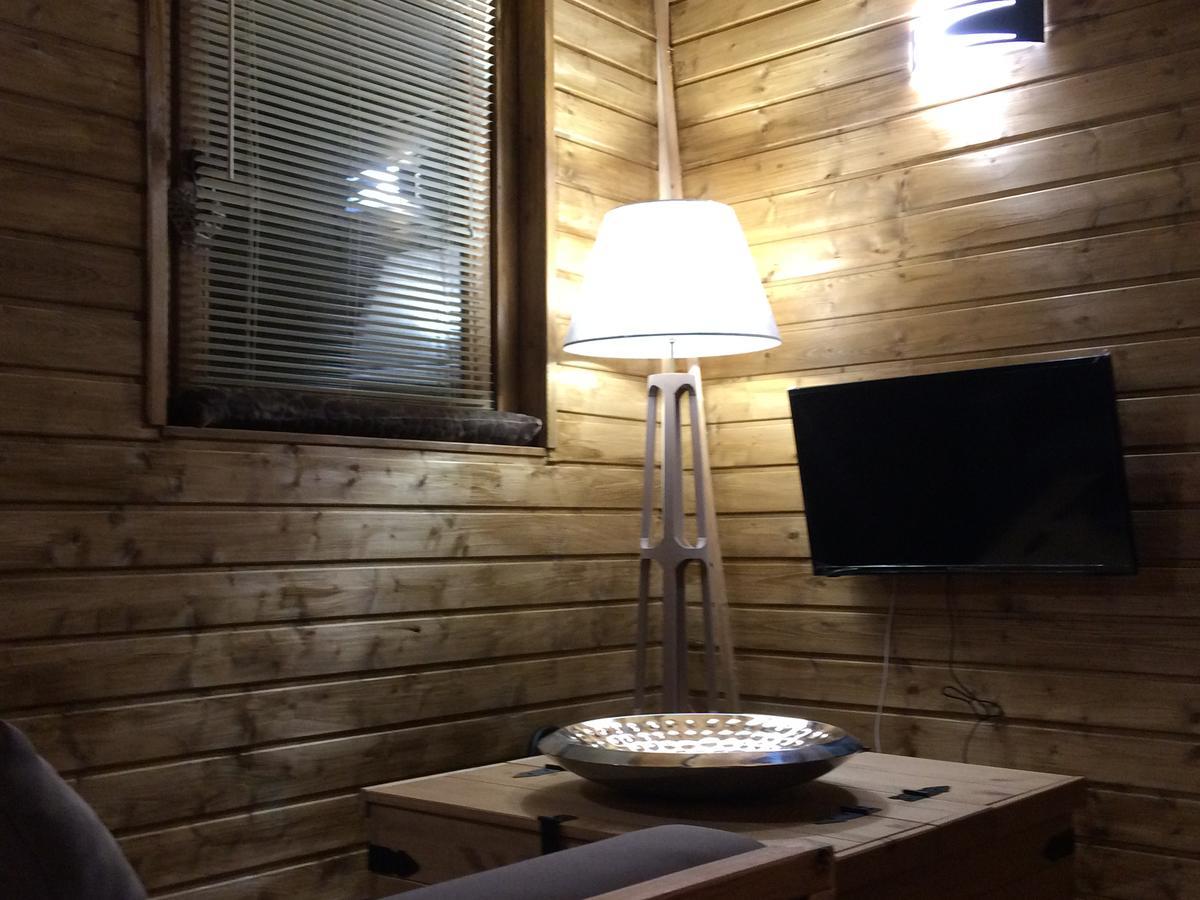 Gites Les Chalets Vezzani Spa Exterior foto