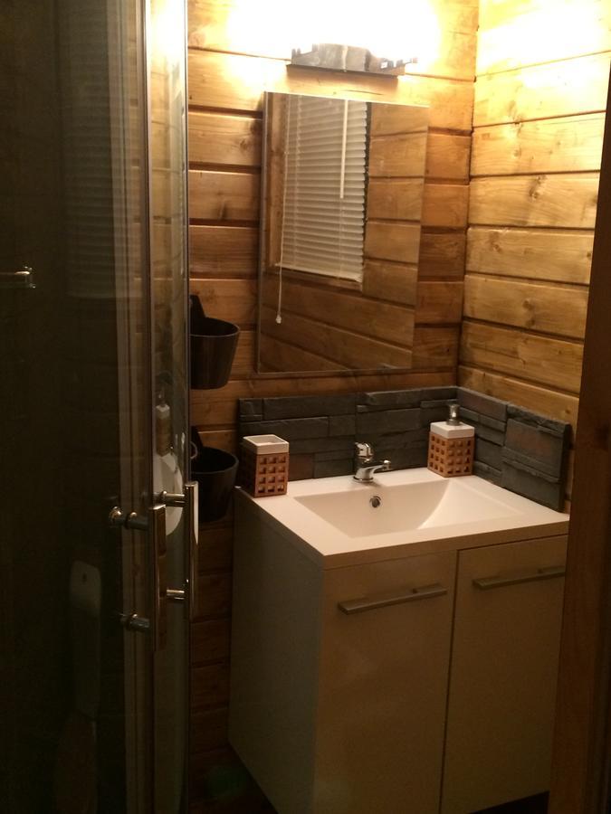 Gites Les Chalets Vezzani Spa Exterior foto
